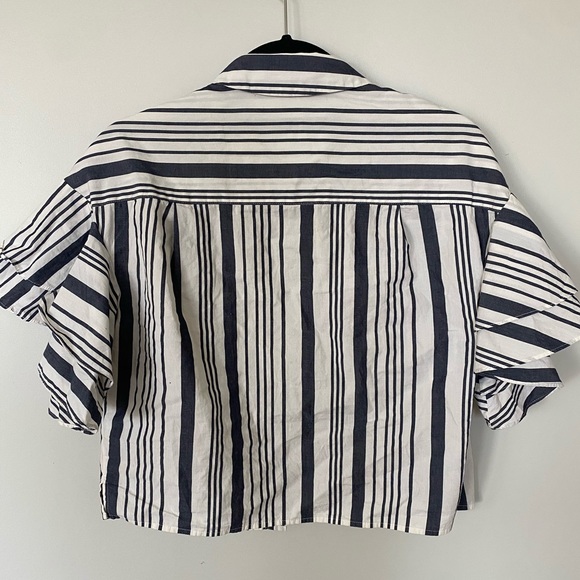 A new day ruffled sleeves button down boxy blouse - Picture 2 of 8